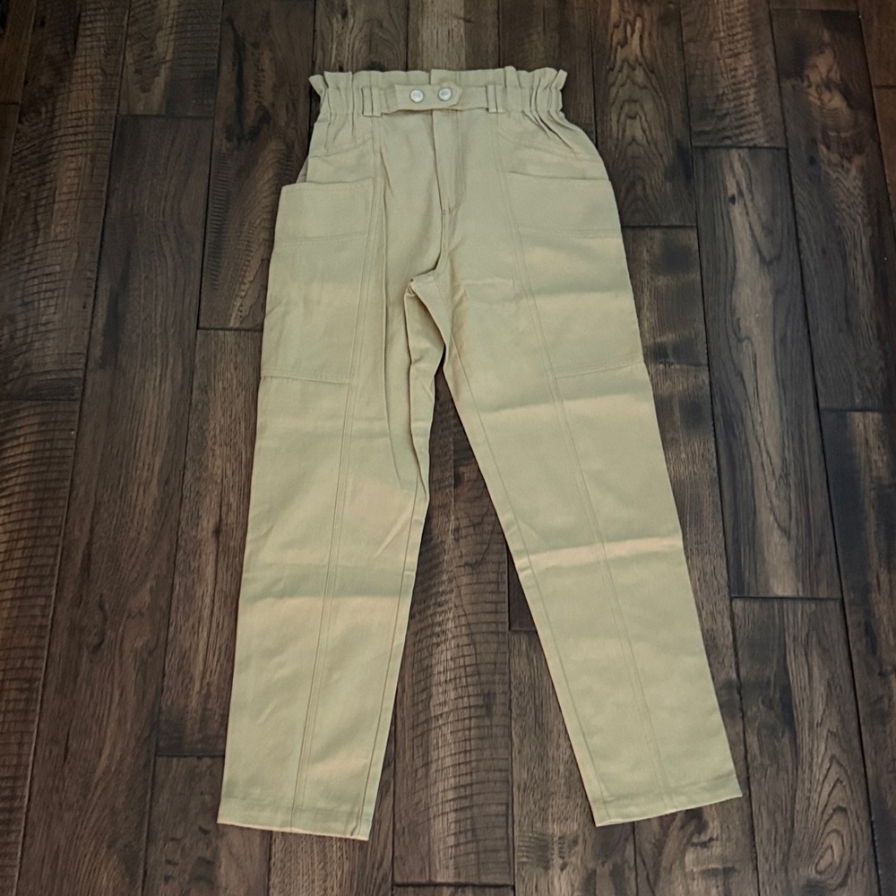 Elodie NWT Women’s Cargo olive green color Khaki Pants‎ Size XS